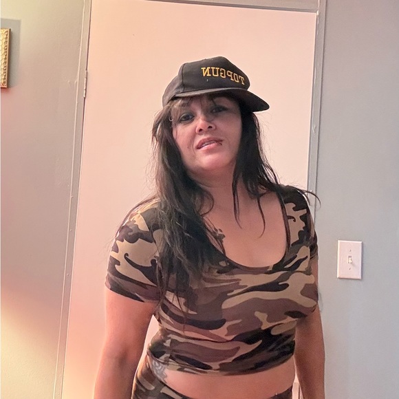 Meet your Posher, Rita - Picture 3 of 5